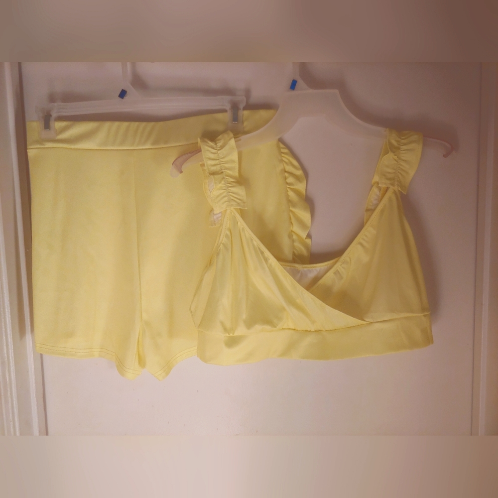 2 peace neon yellow short set size 4XL brand Lovelywholesale